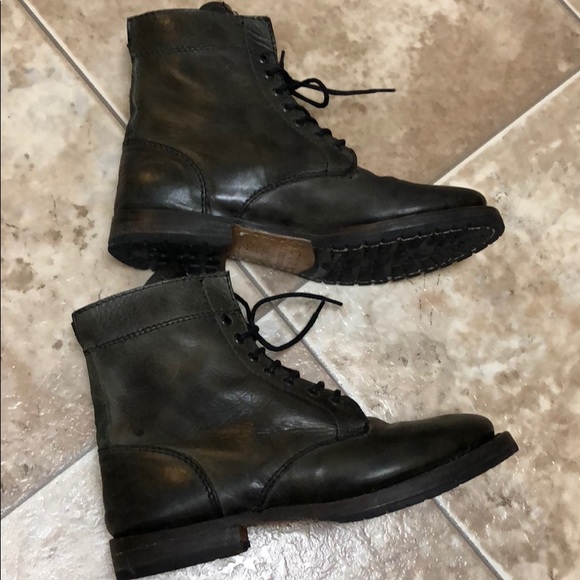 Sutro Lace Up Women’s Boots - Picture 5 of 6